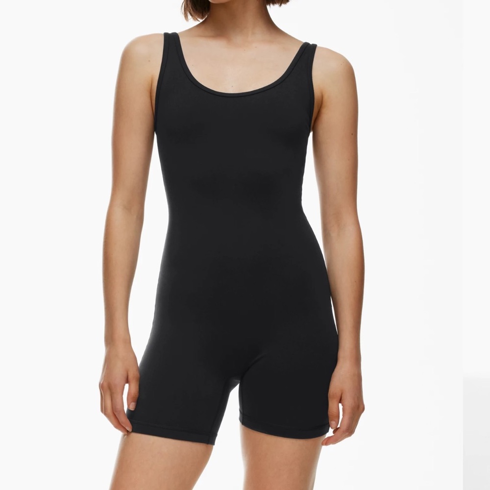 Aritzia TNA athletic romper